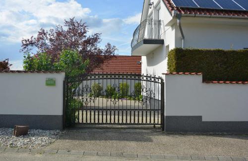 Hegyko Apartment | Csenár Apartman Hegykő