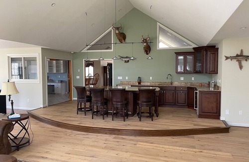 Willington House | CT Ranch Home Retreat on 120 Acres