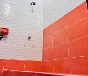 Calleria House | Cuarto moderno centrico y pulcro l Villa Roncal