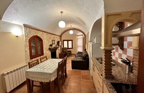 Benalua de Guadix Apartment | Cuevas la Granja