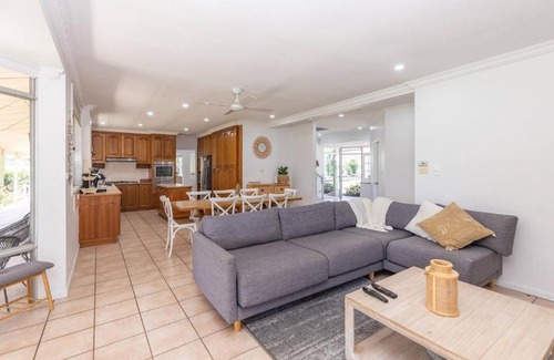Cundletown House | Cundletown Cove