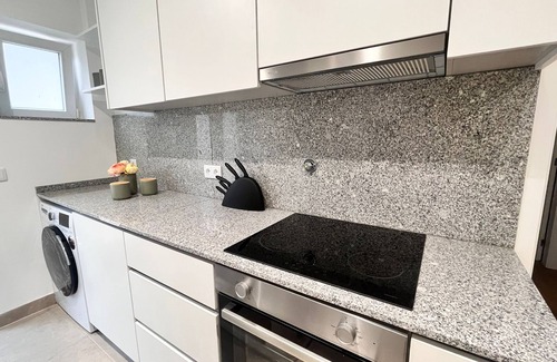 Guimaraes Condo | Cunha's Apartment - city center