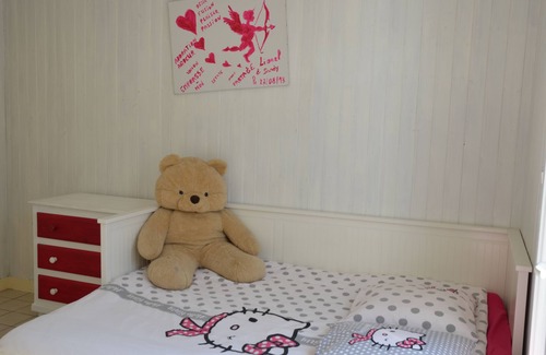 Mouilleron-le-Captif House | Cupid's arrow
