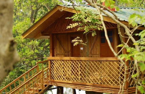 Maraiyur Bed & Breakfast | Cure Monastery Family Resort