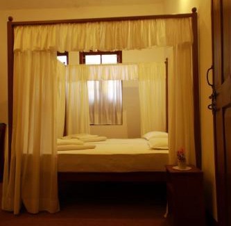Maraiyur Bed & Breakfast | Cure Monastery Family Resort