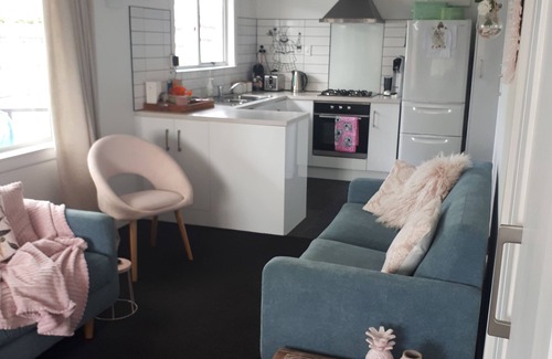 Tauranga House | Cute 2 bed home close to city centre
