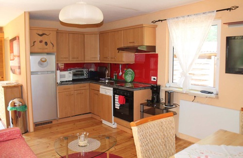 Bohmerheide House | Cute Bungalow on the lake, - to relax and unwind - idyllic location