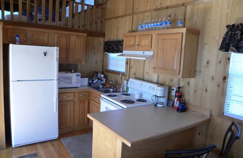 Nashoba Cabin | Cute Cabin in the Mountains and on River property. 2 ACs/High Speed Internet