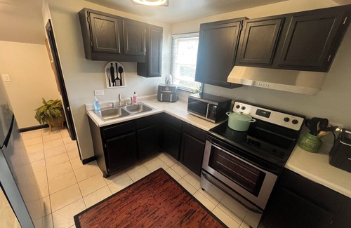 Beach Park Condo | Cute & Cozy, 1bd Condo Apartment/townhouse