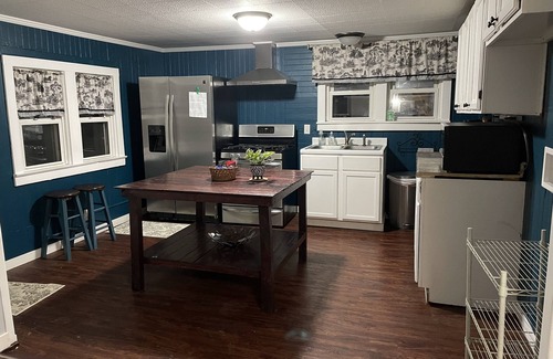 Bay City House | Cute West Side Home