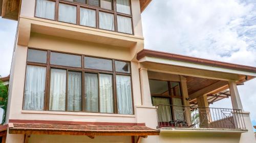 Playa Langosta Villa | CW3 Casa Wasabi 3bed+3bath