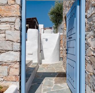 Vissa Villa | Cycladic Aura - Traditional Holiday Cottage