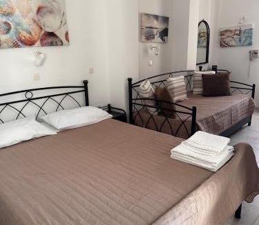 Perivolos Apartment | Cycladic Relaxation Corner