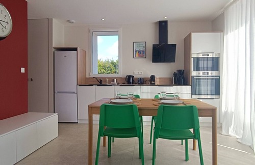 Les Sables d'Olonne Ski Chalet | Cygne- Maison proche de tout - Jacuzzi privatif