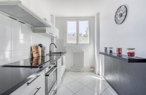 Choisy-le-Roi Apartment | Détente et Confort proche Paris et Orly