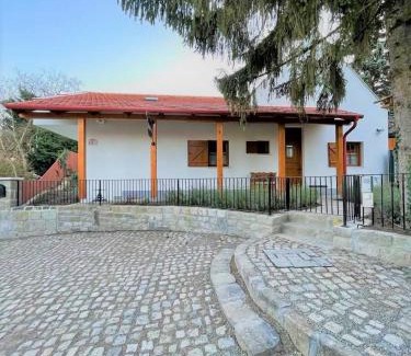 Szentendrei Villa | Döme's Point