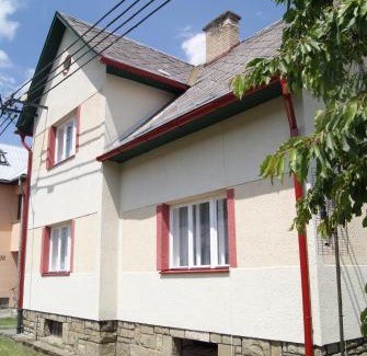 Karolinka House | Dům u splavu