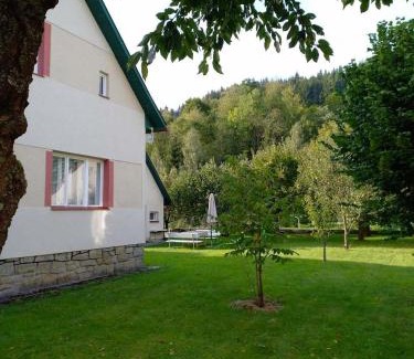 Karolinka House | Dům u splavu