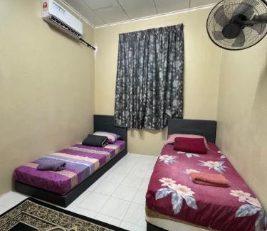 Dusun Dan House | D Anggun Homestay