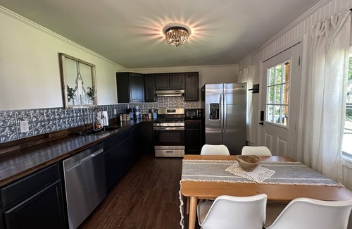 Farmerville House | D'Arbonne Nest Rentals: The Gator's Nest