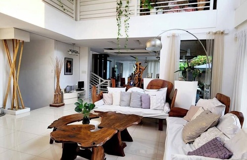 Taytay Hotel | D&D Residences