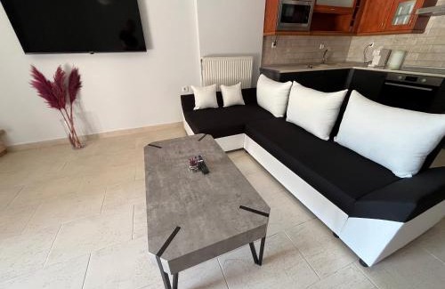Kallithea Apartment | D House