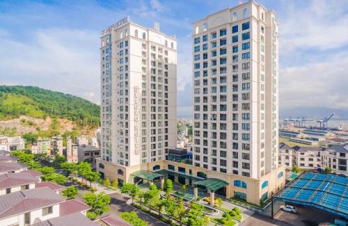 Bai Chay Hotel | D'Lioro Hotel & Resort