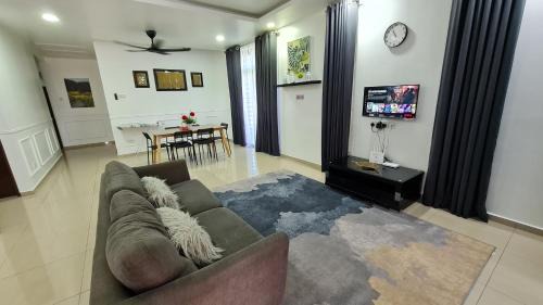 Changlun Apartment | D'Lisha Homestay Changlun/Bukit Kayu Hitam/Sintok
