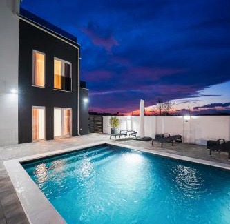 Zemunik Donji Apartment | D-Palace-Lux