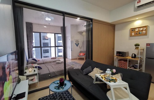 Sungai Buloh Apartment | D'Sara Sentral 5 PAX Netflix TV 5 min sb hospital