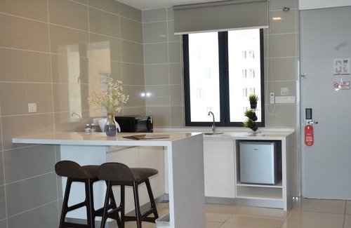 Kampung Bahasa Kapor Hotel | D'Wharf Hotel & Serviced Residence