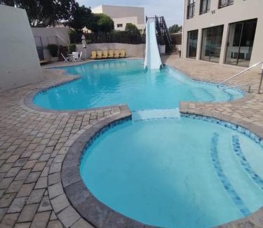 Melville Apartment | D14 Banana Beach Club