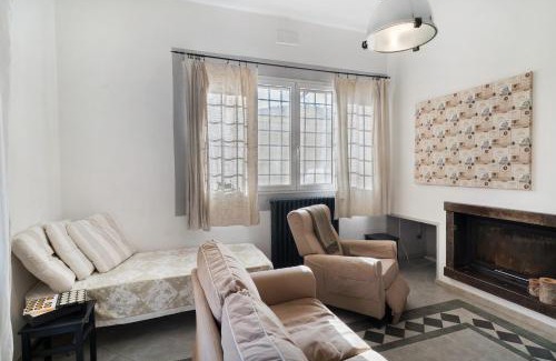 Cisano sul Neva Apartment | Da Linda