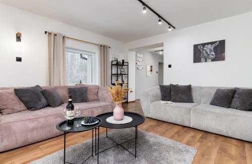 Jelesnia House | Dablin 9