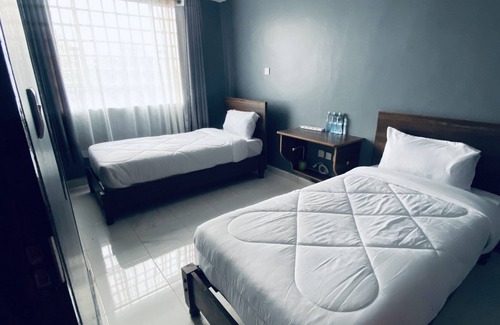 Nyeri County Hotel | Dad's Place