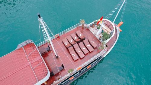 Cat Hai Boat Rental | Daiichi Boutique Cruise