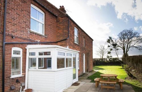 Sea Palling House | Dairy Barns Holiday Cottages