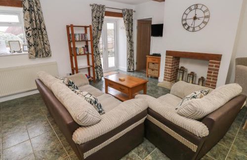 Newport House | Dairy Cottage
