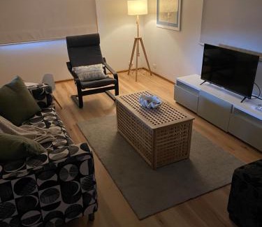 Whittington House | Daisy House - Whittington - 10 minutes to central Geelong
