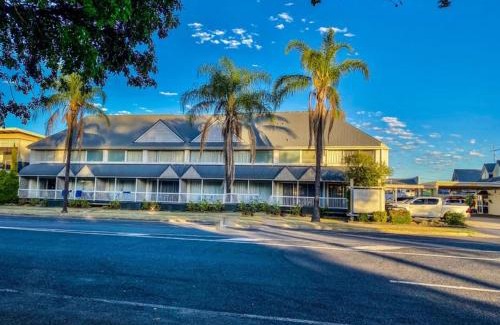 Dalby Hotel | Dalby Manor Motor Inn