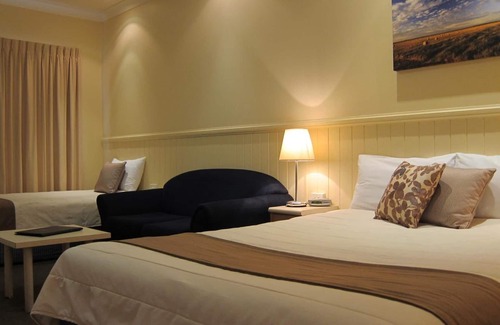 Dalby Hotel | Dalby Mid Town Motor Inn