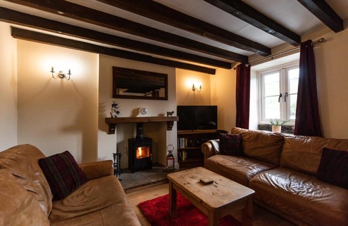 Carsington House | Dale End Cottage, Brassington