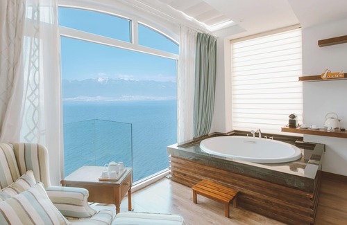 Dali Hotel | Dali Mermaid Sea View Resort Hotel