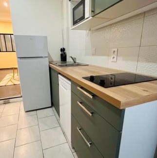 Cote Est Soquence Apartment | Dalikyda - Le Clovis - Central