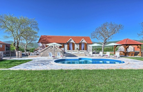 Central Dalmatia Villa | Dalmatia Stone House - heated swimming pool
