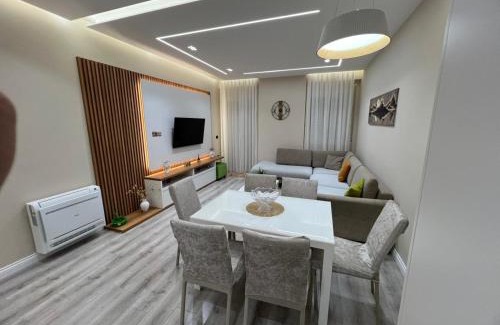 Vlore Apartment | Dalvi Apartments