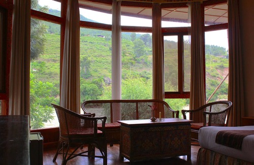 Khuruthang Hotel | Damchen Resort