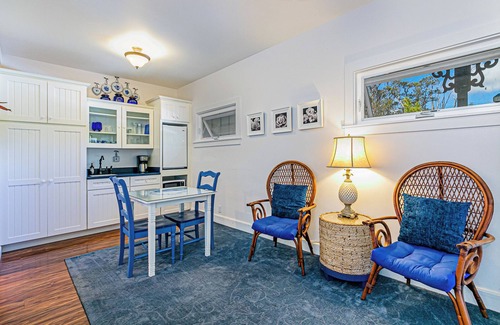 Royal Hawaiian Estates House | Dancing Bamboo Cottage - Your Cozy Getaway Near Volcanoes Nat'l Park