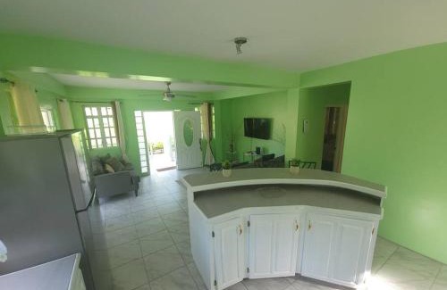 Gros Islet House | Dane Tropical Cottage