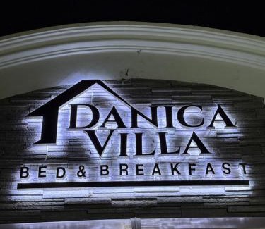 Odiongan Bed & Breakfast | Danica Villa